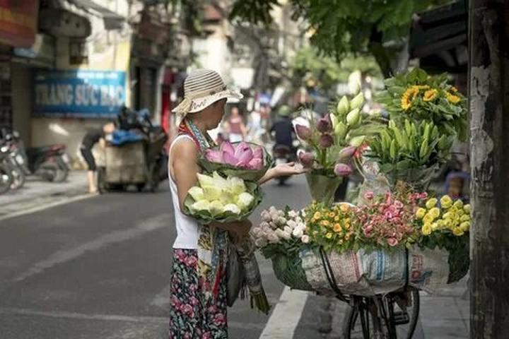 Khám phá Thế giới, Kiếm Tiền Từ Vlog: Hotspot Matrix - Người Bạn Đồng Hành